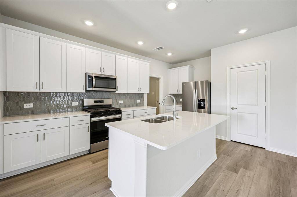 421 Dorothy Drive, Princeton, TX 75071