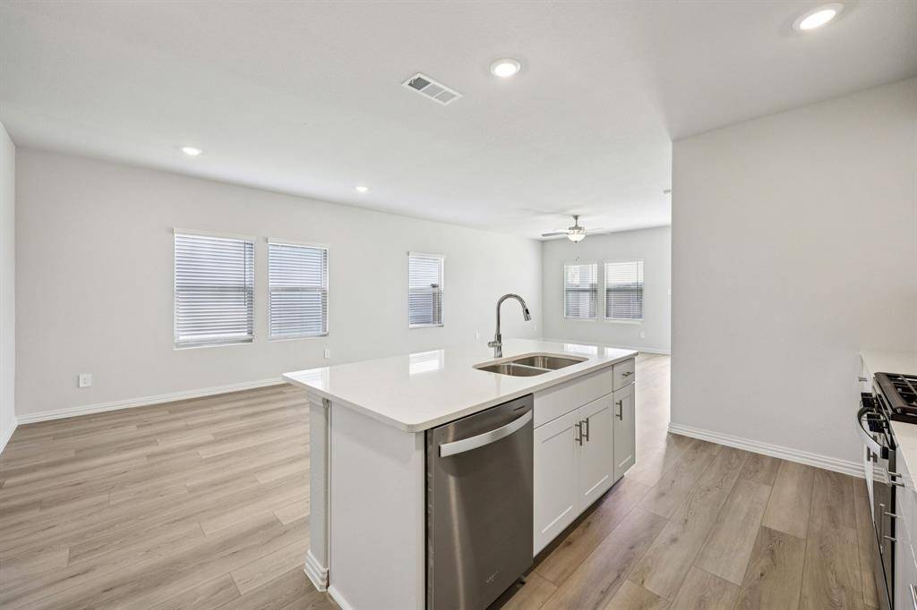 421 Dorothy Drive, Princeton, TX 75071