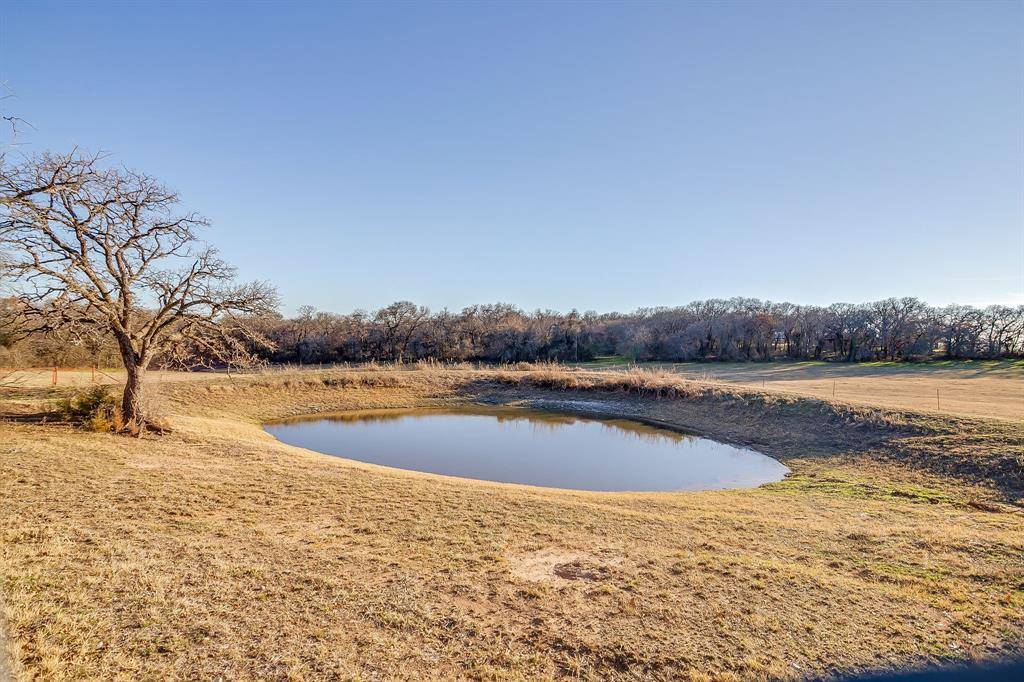 141 County Road 4793, Boyd, TX 76023