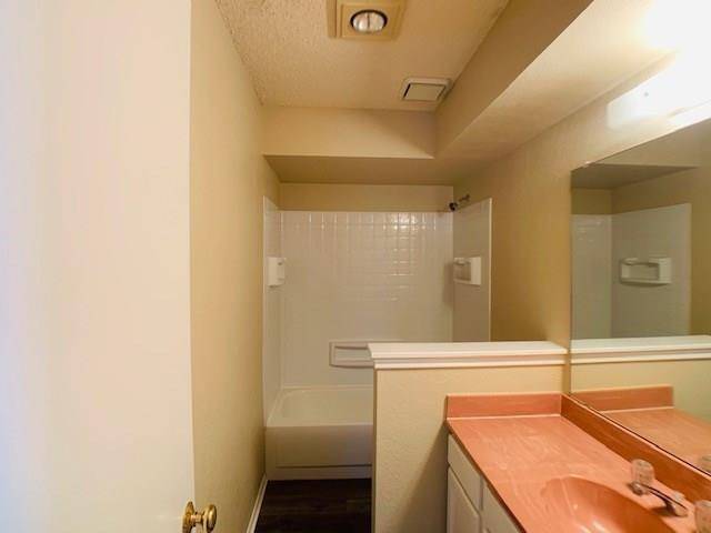 2705 Stanford Street, Rowlett, TX 75088