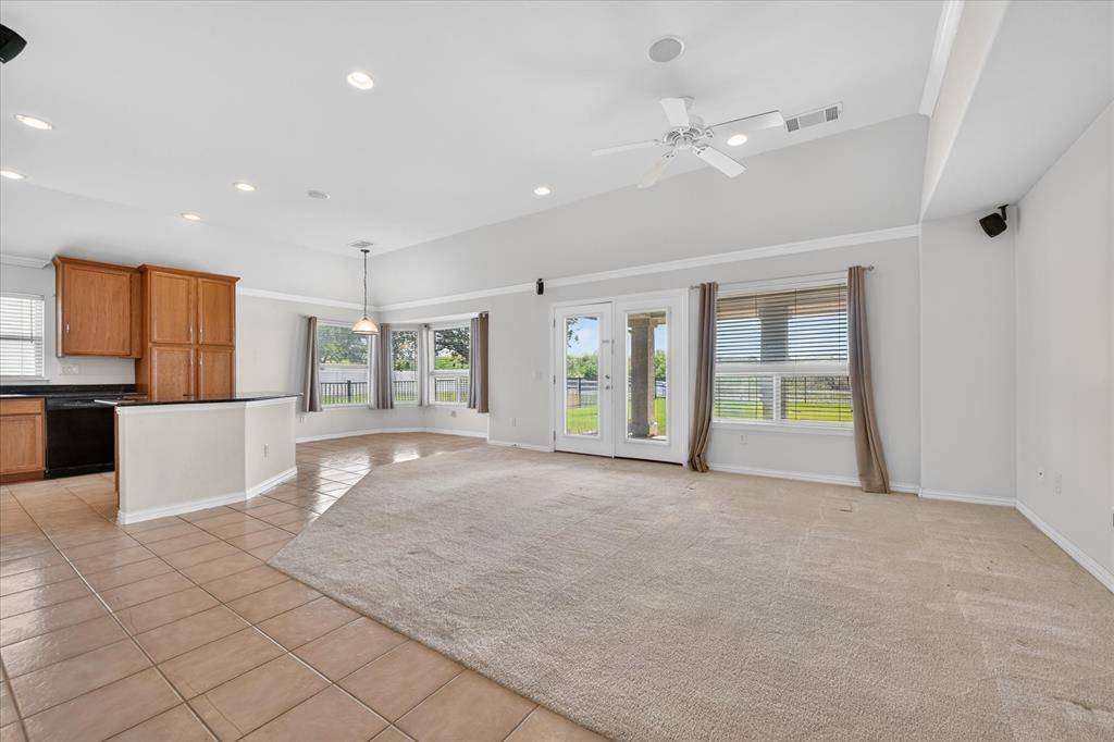 11217 Southerland Drive, Denton, TX 76207