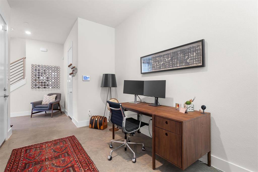 625 N Tyler Street #403, Dallas, TX 75208