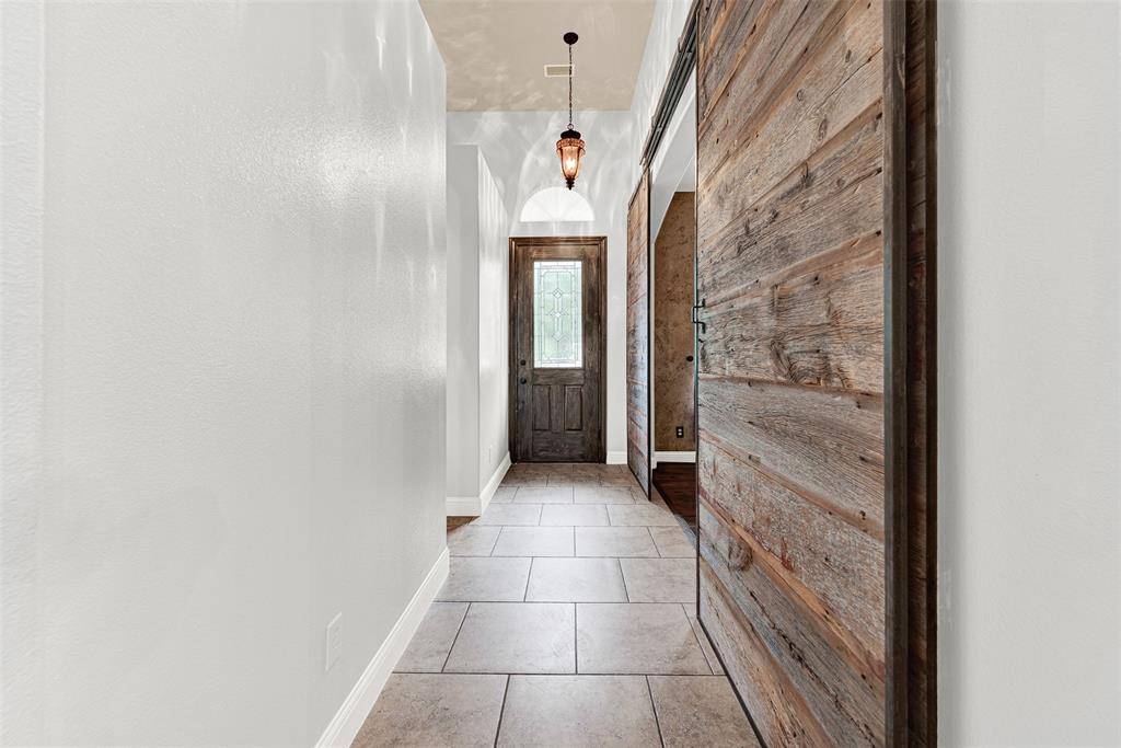 1104 Killian Drive, Mansfield, TX 76063