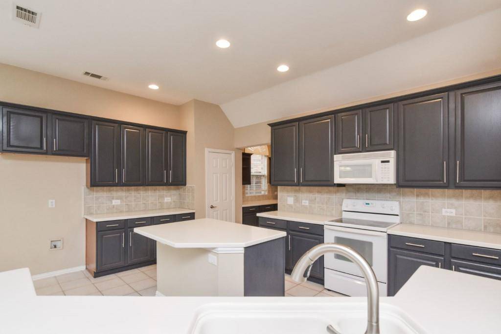 2471 Loch Haven Court, Frisco, TX 75036