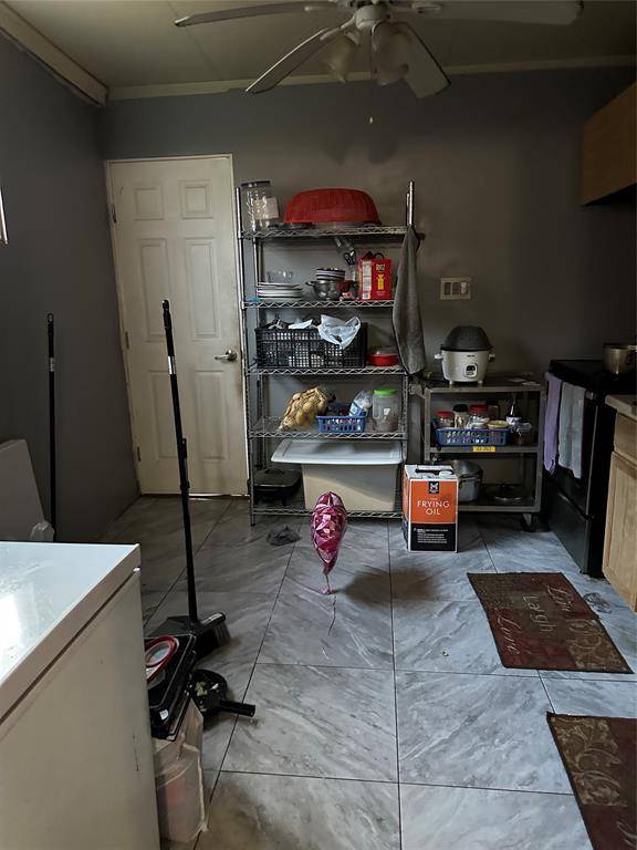 552 Timber Way Drive, Lewisville, TX 75067