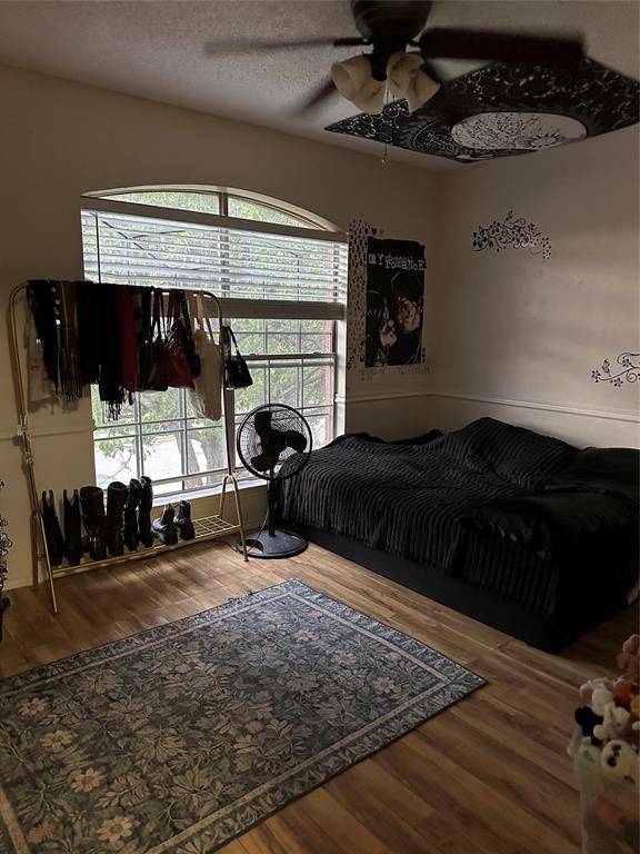 552 Timber Way Drive, Lewisville, TX 75067