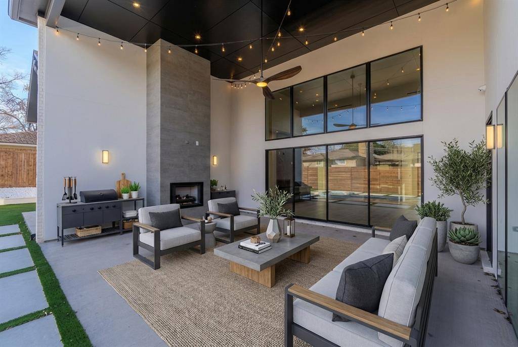 11232 Hillcrest Road, Dallas, TX 75230