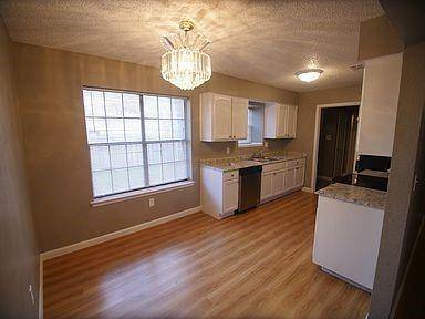 417 Meadow Creek Drive, Mansfield, TX 76063