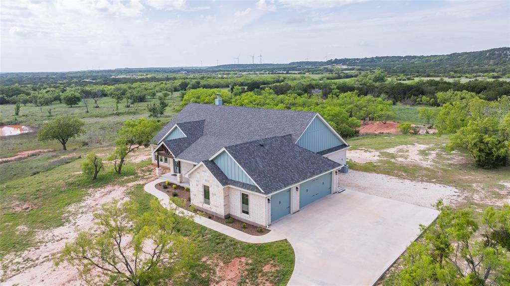 1700 County Road 207, Ovalo, TX 79541