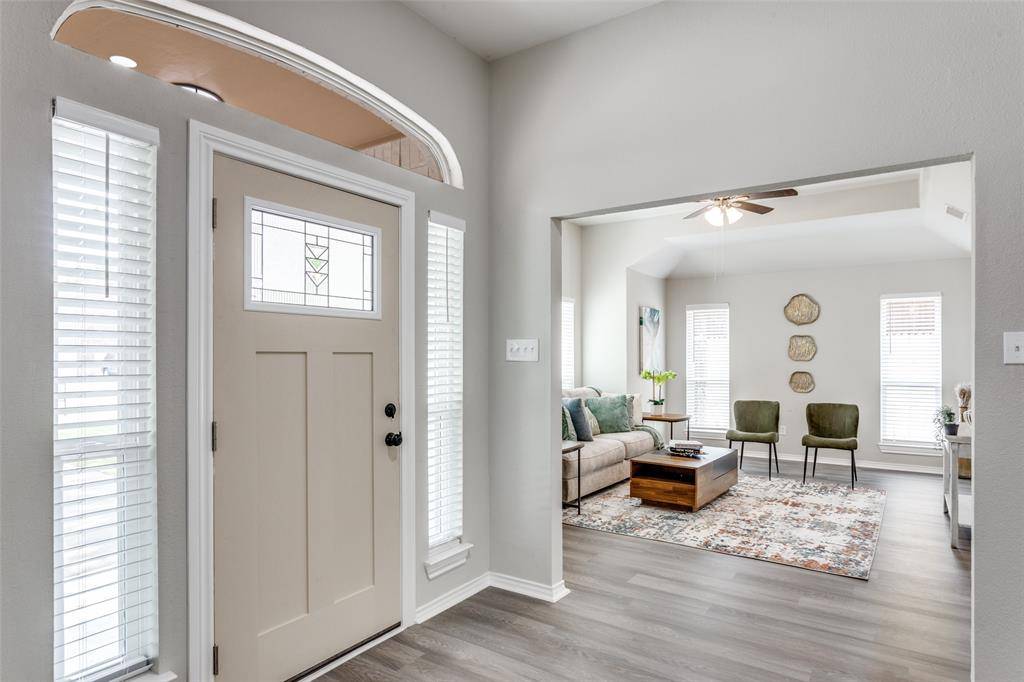 1609 Avenue B, Grand Prairie, TX 75051