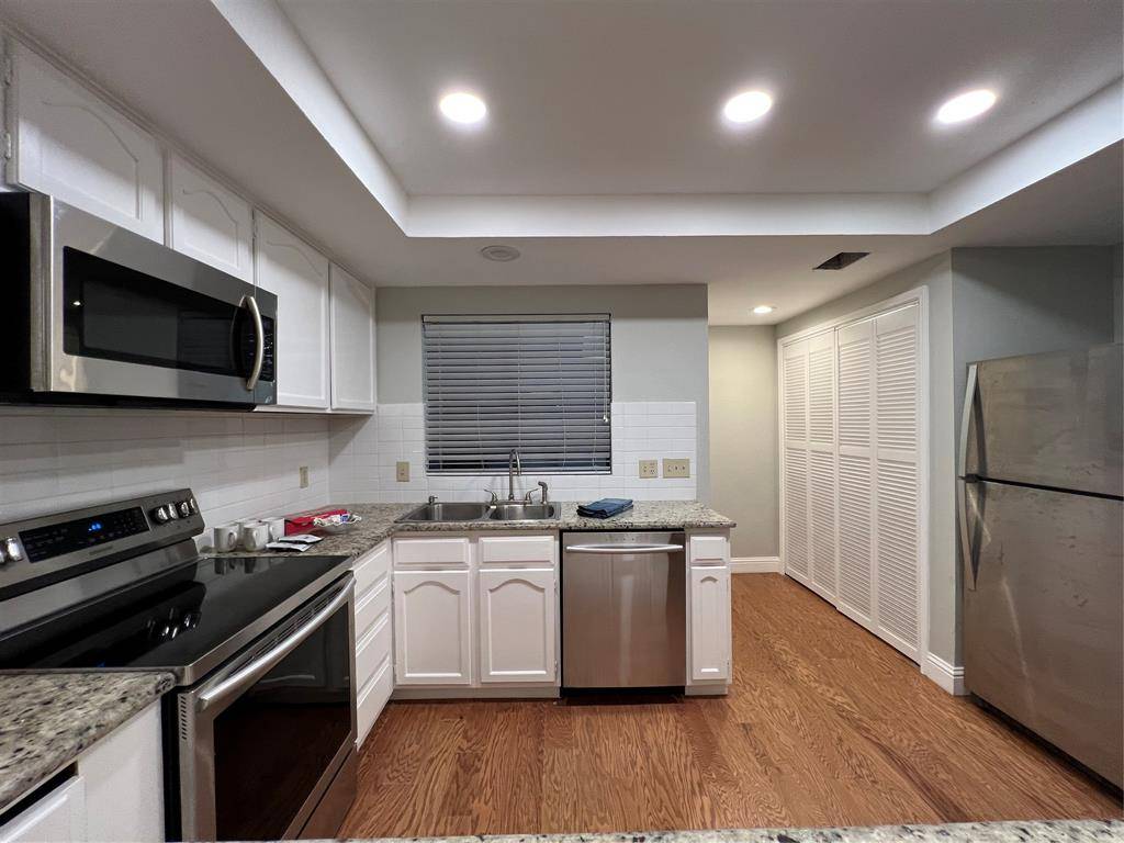 5819 Timbercrest Drive, Arlington, TX 76017