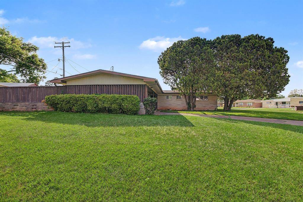 1220 Caroline Drive, Bossier City, LA 71112