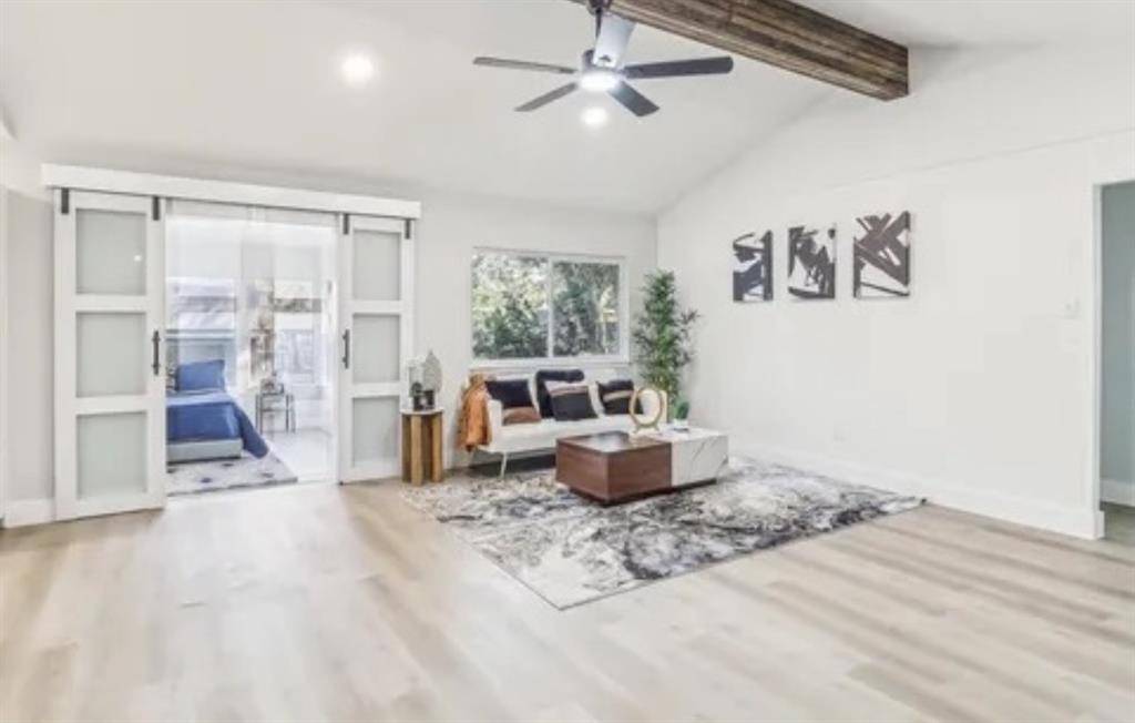 3301 Winderemere Drive, Arlington, TX 76014