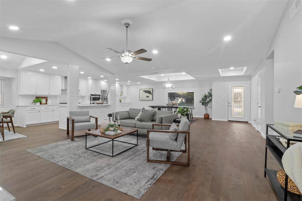 3212 Altman Drive, Dallas, TX 75229