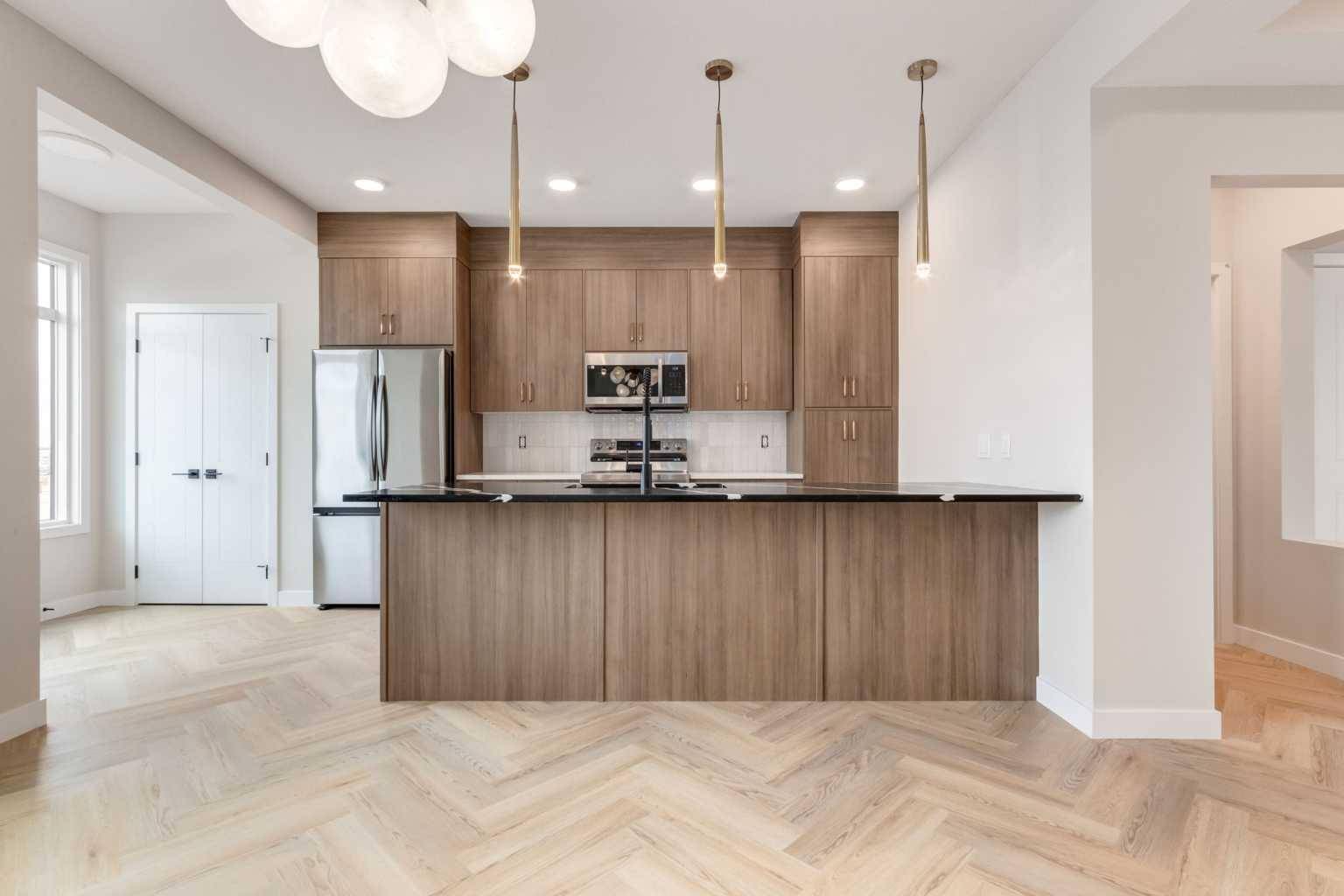 458 River AVE, Cochrane, AB T4C3B8