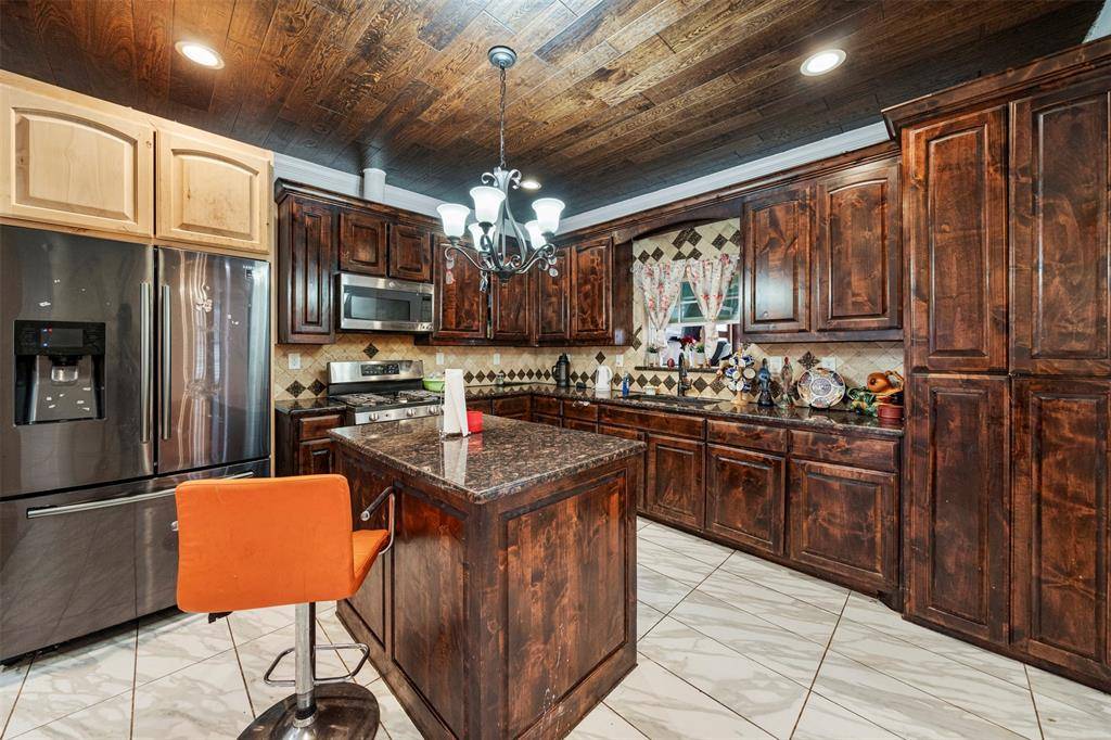 314 S Hastings, Irving, TX 75060