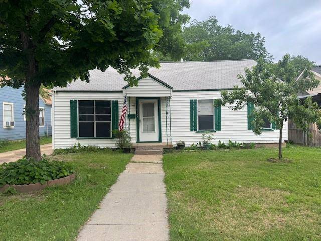 1634 Ash Street, Grand Prairie, TX 75050