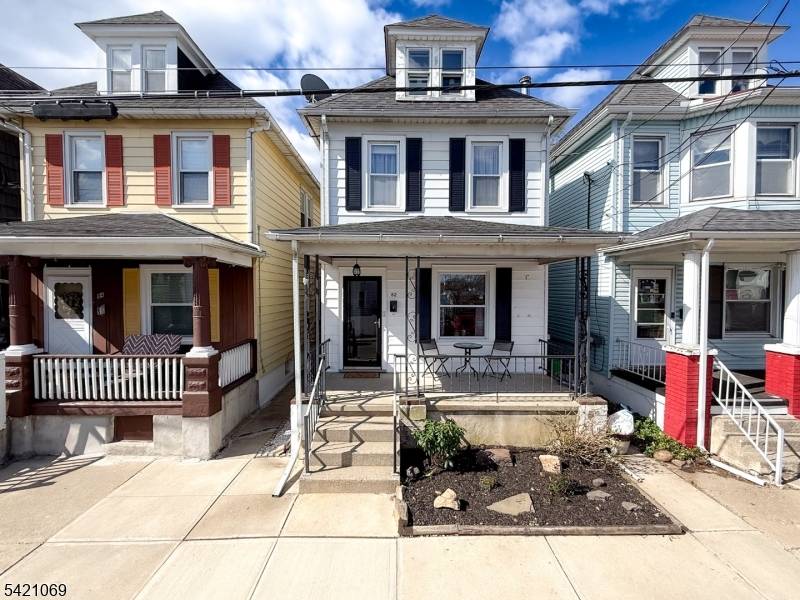 82 Evelyn Ave, Phillipsburg Town, NJ 08865