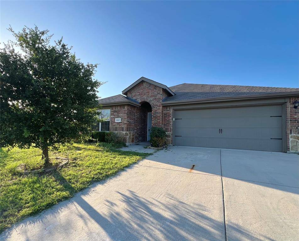 1017 Decker Drive, Fate, TX 75189