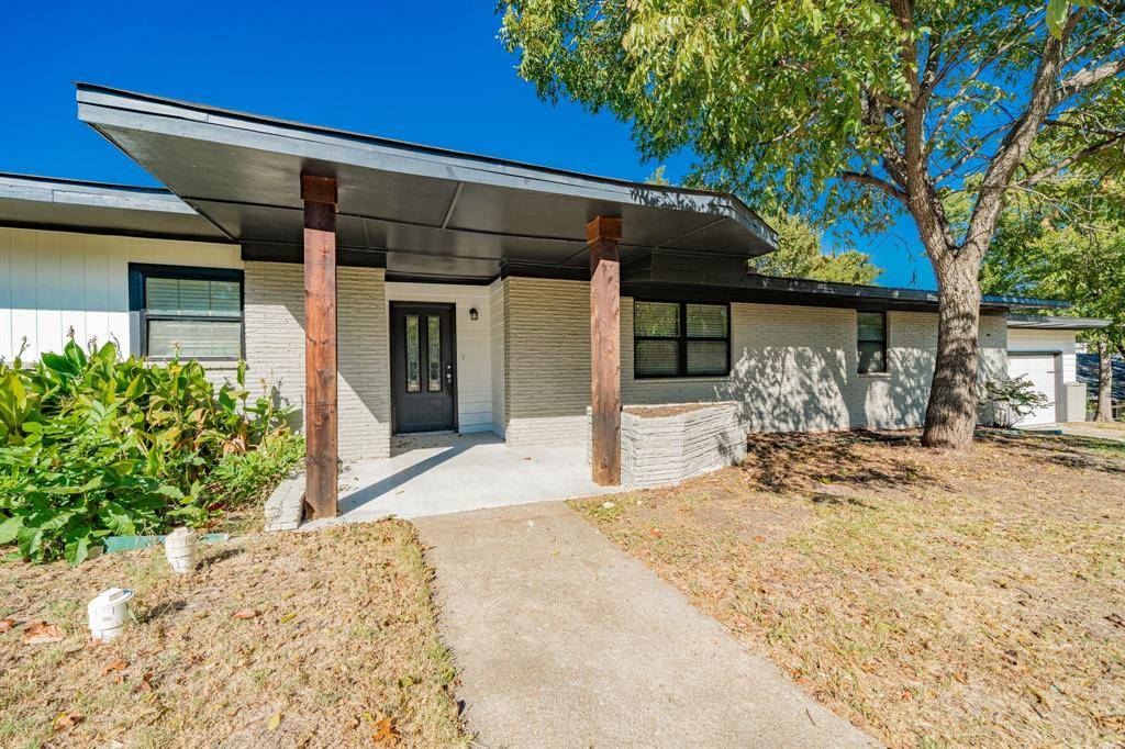 805 9th Street, Grand Prairie, TX 75050