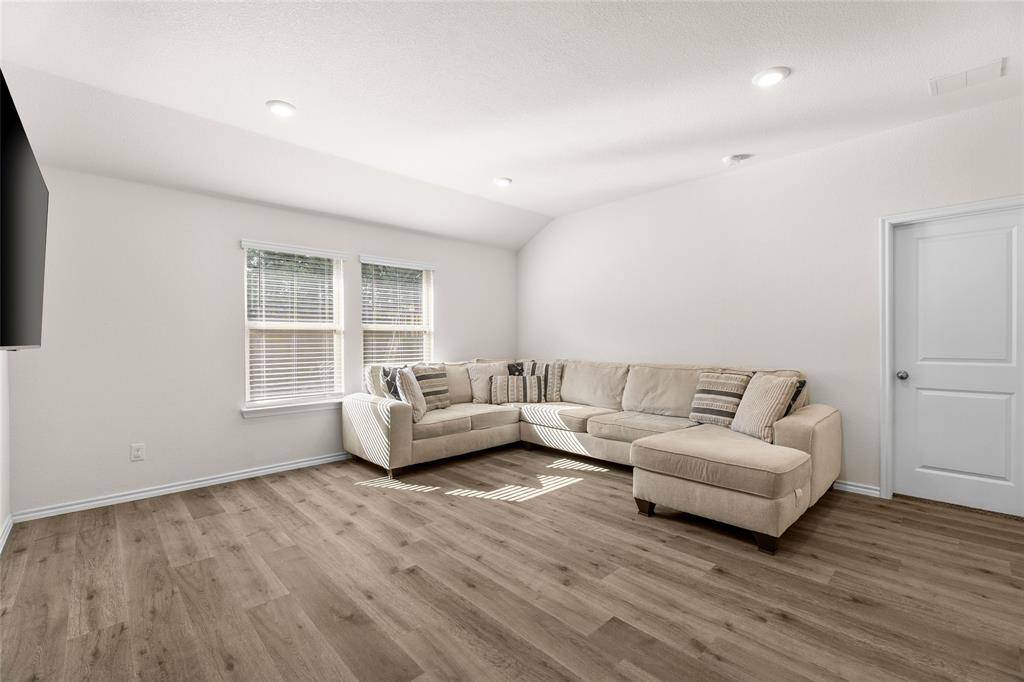 15122 Athena Drive, Dallas, TX 75253