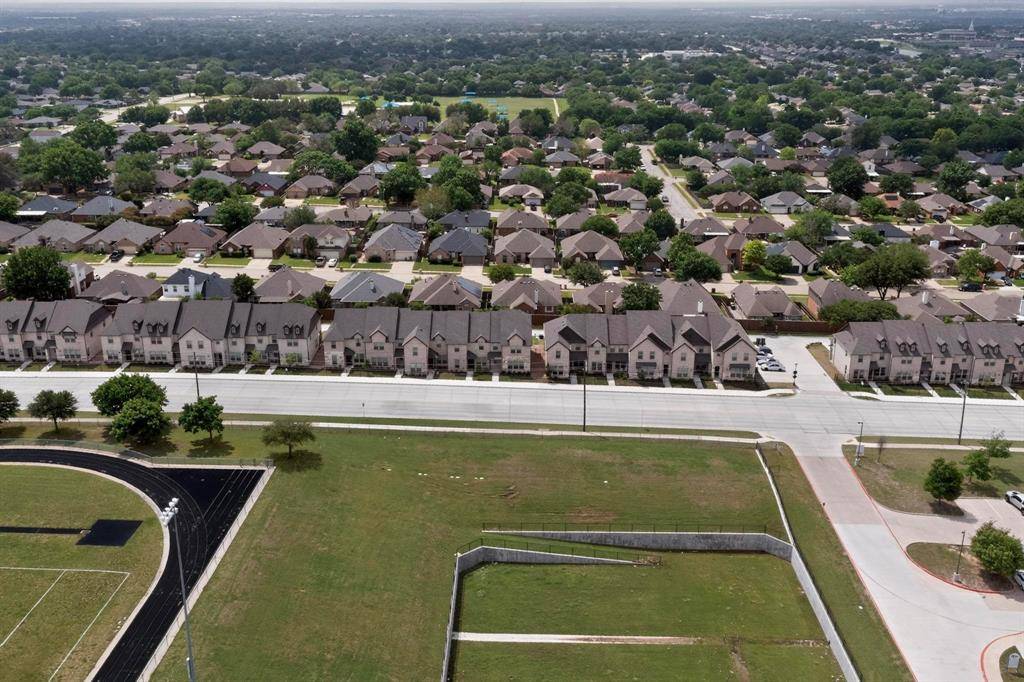 6040 Bursey Road, Watauga, TX 76148