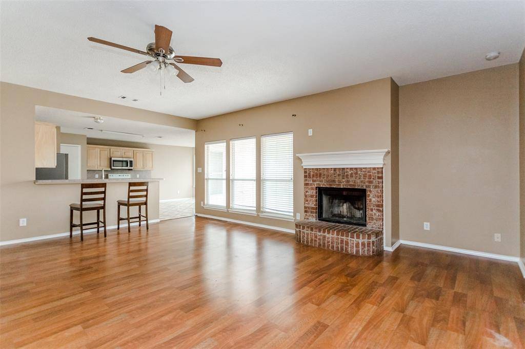 8012 Blue Duck Trail, Arlington, TX 76002