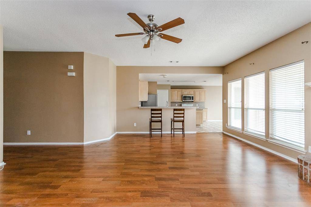 8012 Blue Duck Trail, Arlington, TX 76002