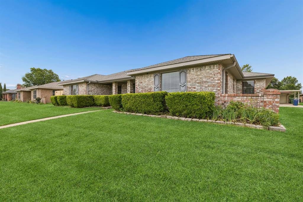 4610 Candlestick Drive, Garland, TX 75043