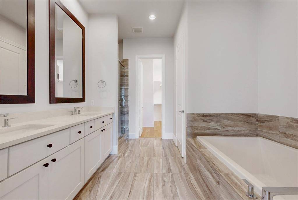 645 Dalton Lane, Irving, TX 75039