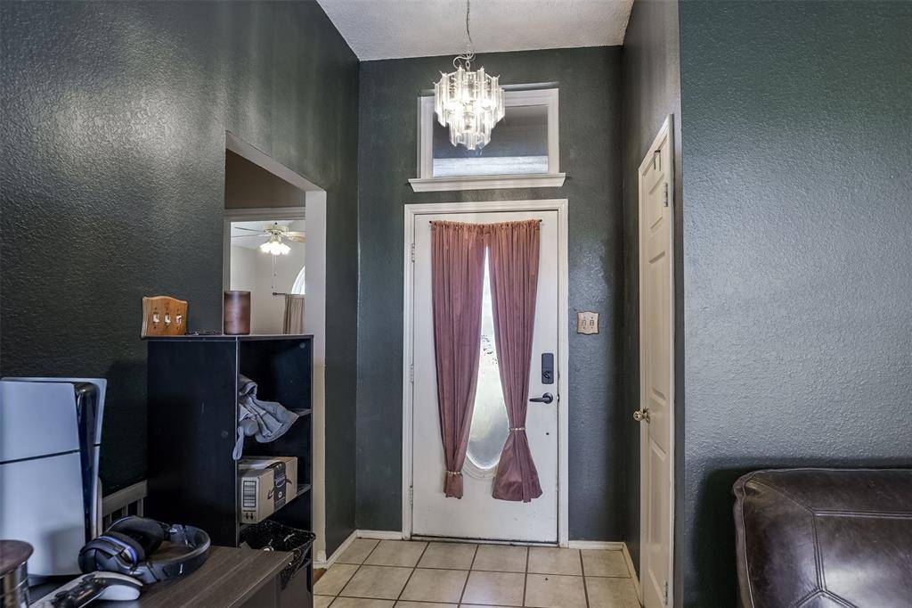 2729 Clovermeadow Drive, Fort Worth, TX 76123