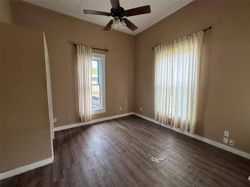 1405 Caddo Street, Commerce, TX 75428