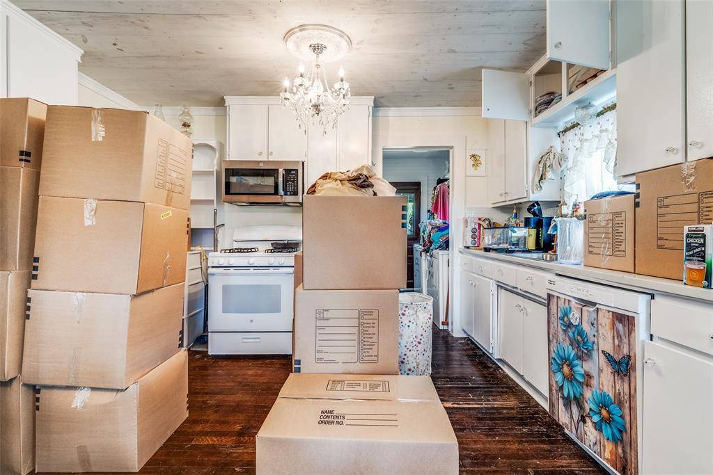 425 W Ball Street, Weatherford, TX 76086