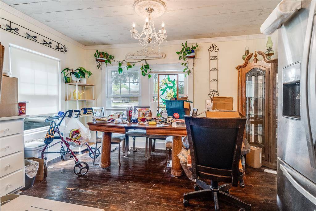 425 W Ball Street, Weatherford, TX 76086