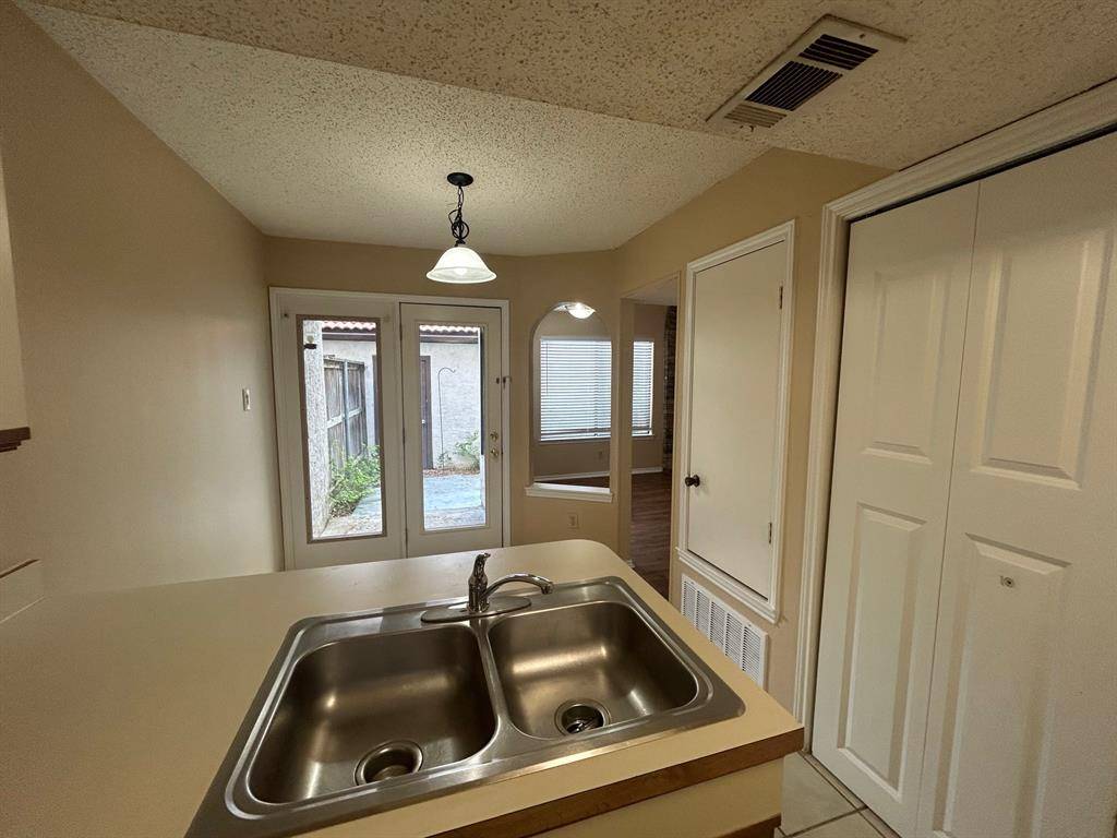 18040 Midway #271, Dallas, TX 75287