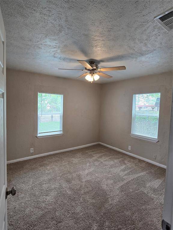 515 Elkhart Avenue, Dallas, TX 75217