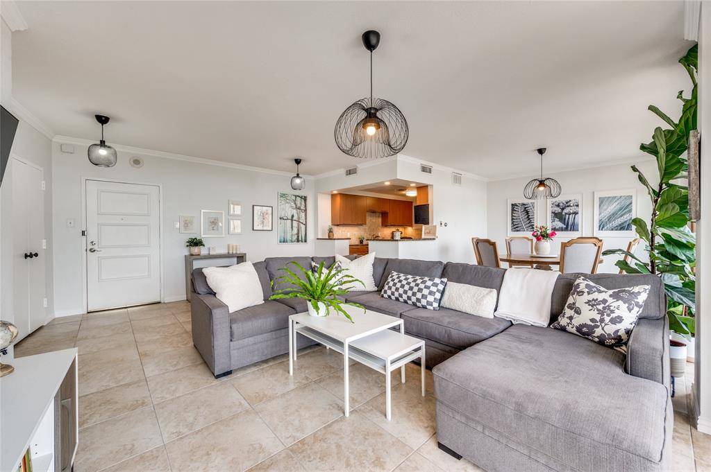 6211 W Northwest Highway #706, Dallas, TX 75225