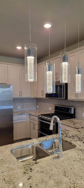 1820 Cinnamon Trail, Aubrey, TX 76227