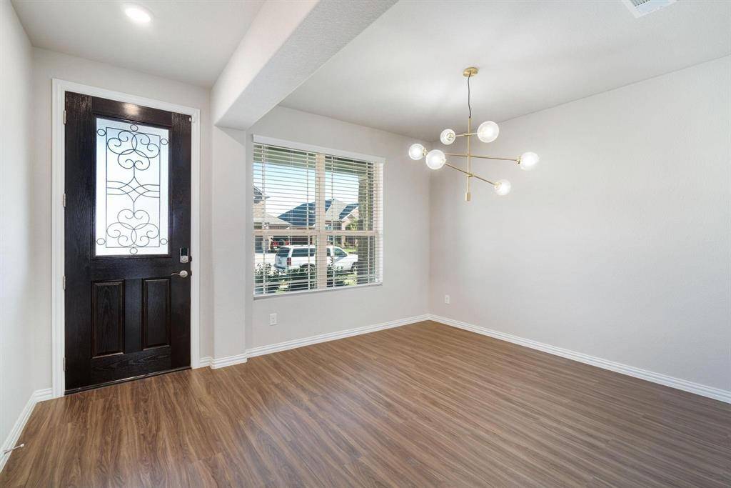 1820 Cinnamon Trail, Aubrey, TX 76227