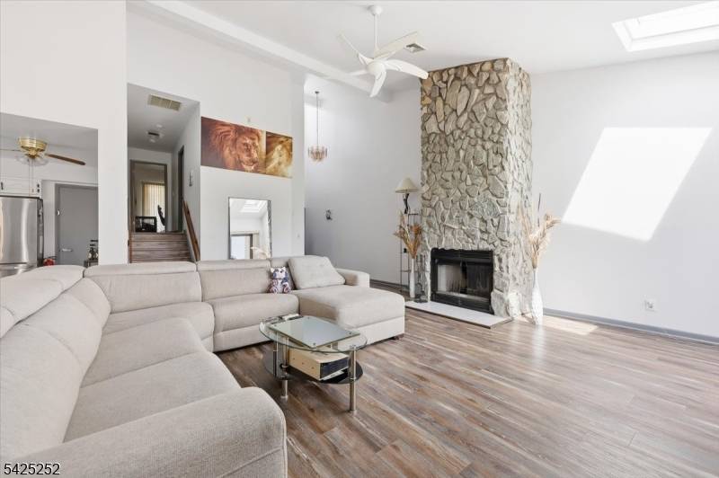 52 Adams Terrace, Clifton City, NJ 07013