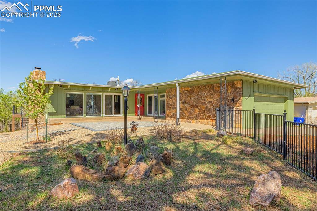 2110 Hercules DR, Colorado Springs, CO 80906