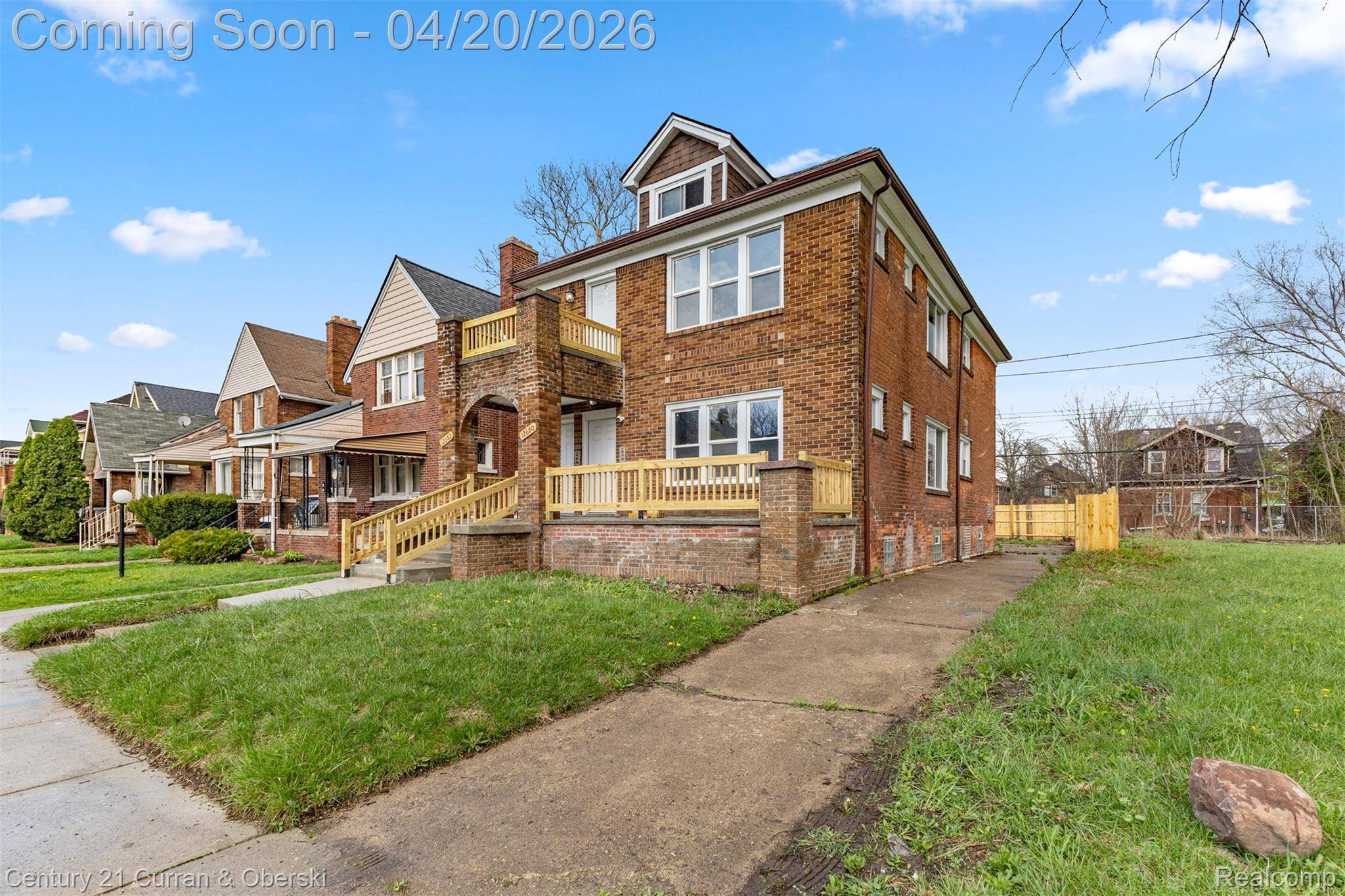 12680 Santa Rosa DR, Detroit, MI 48238