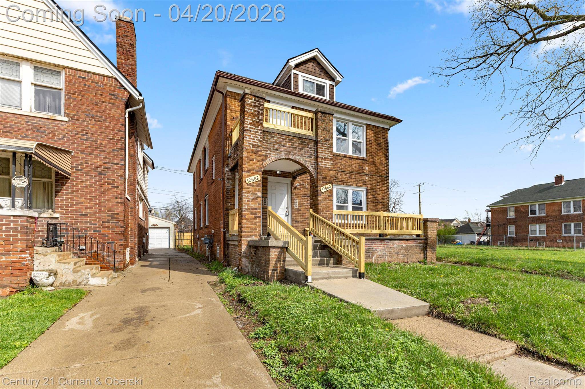 12680 Santa Rosa DR, Detroit, MI 48238