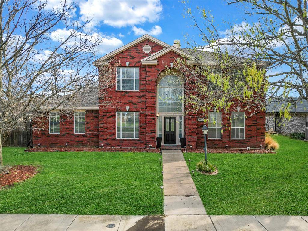 2913 Spartacus Drive, Grand Prairie, TX 75052