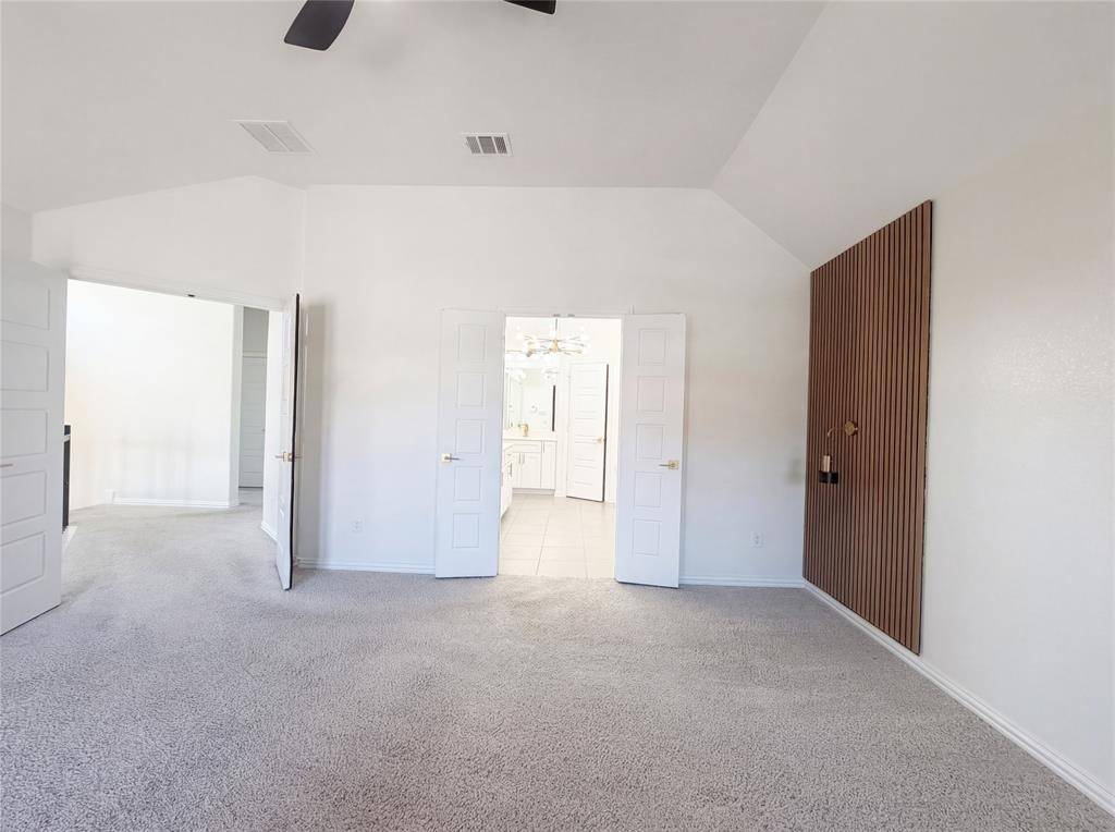 404 W 6th Street, Irving, TX 75060