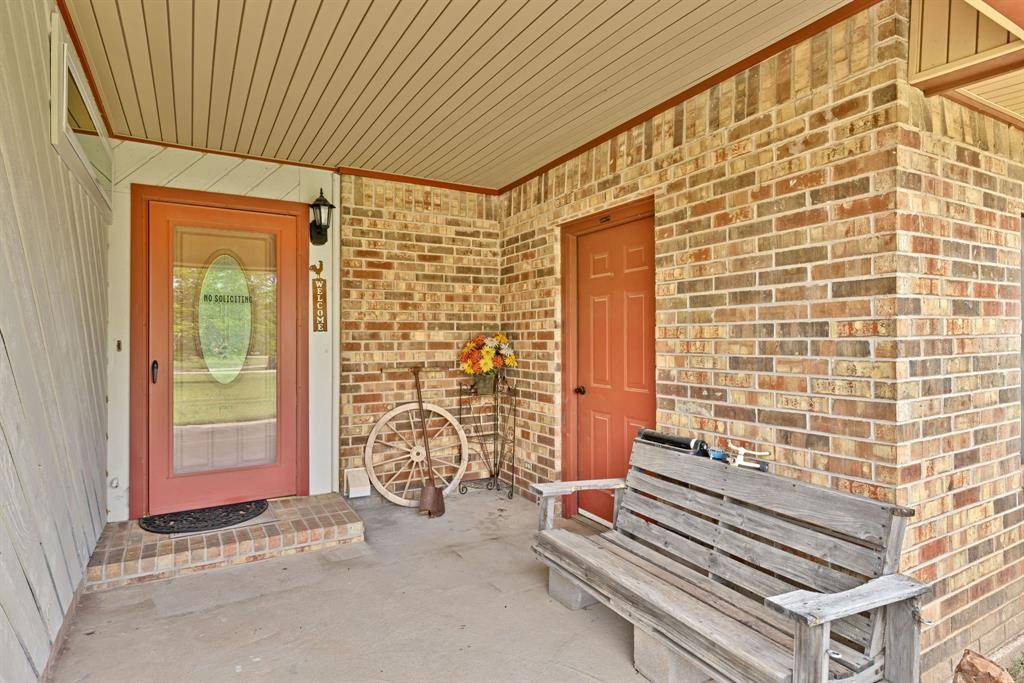 170 Clover Lane, Decatur, TX 76234