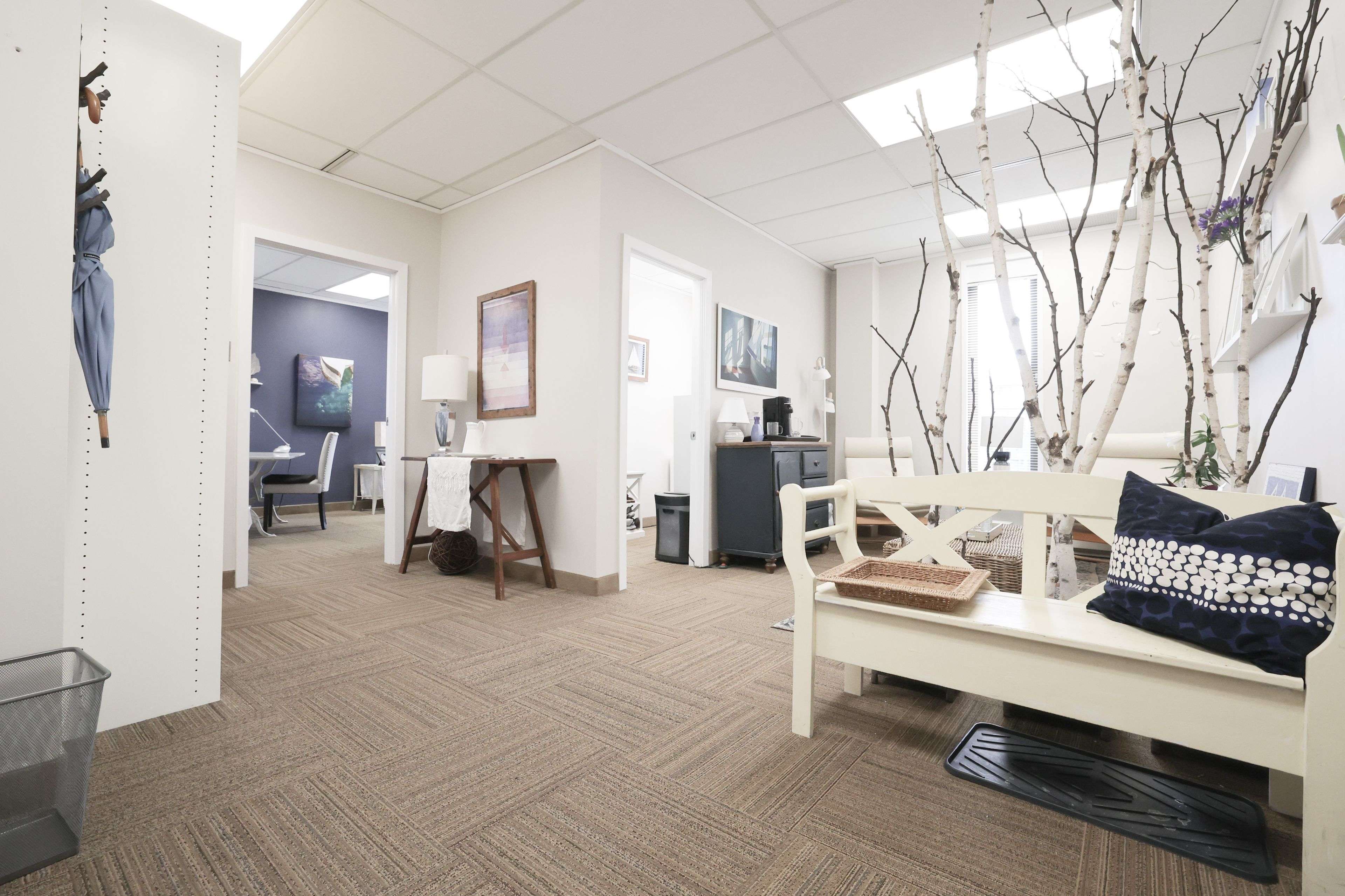 1376 Bank ST #304, Billings Bridge - Riverside Park And Area, ON K1H 7Y3