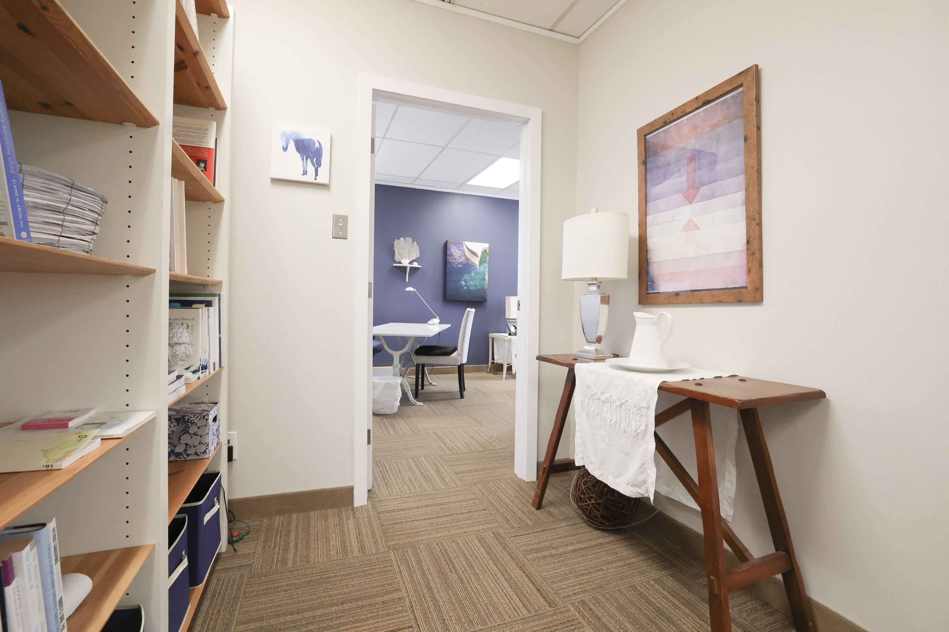 1376 Bank ST #304, Billings Bridge - Riverside Park And Area, ON K1H 7Y3