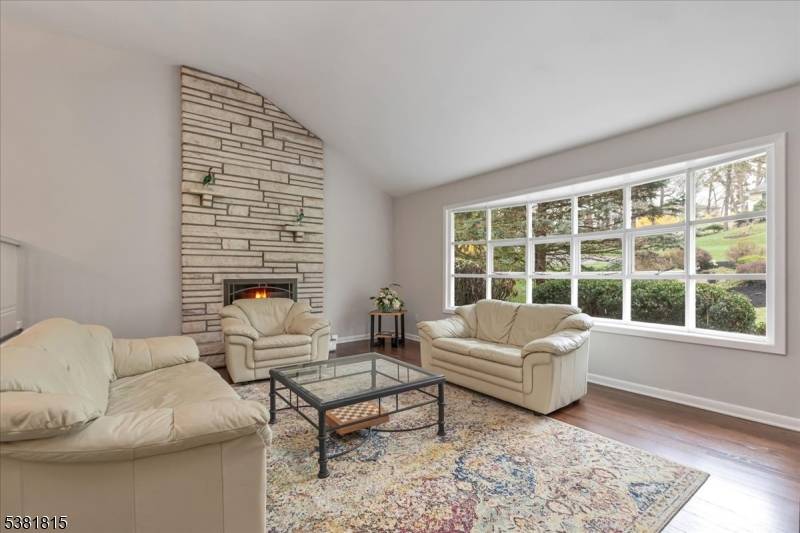 26 Crest Dr, Berkeley Heights Twp., NJ 07974