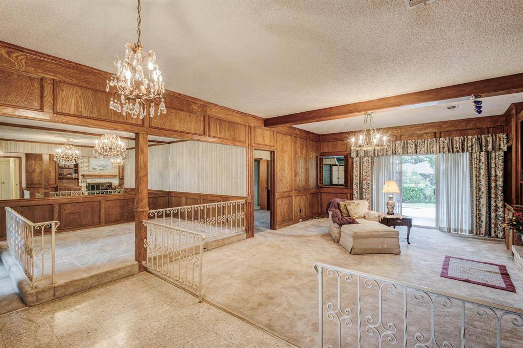 605 E Spring Valley Road, Richardson, TX 75081